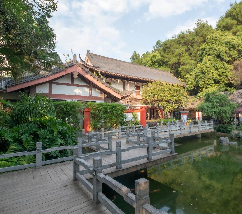 Guilin Yi Characteristic Hotel Coltd Экстерьер фото