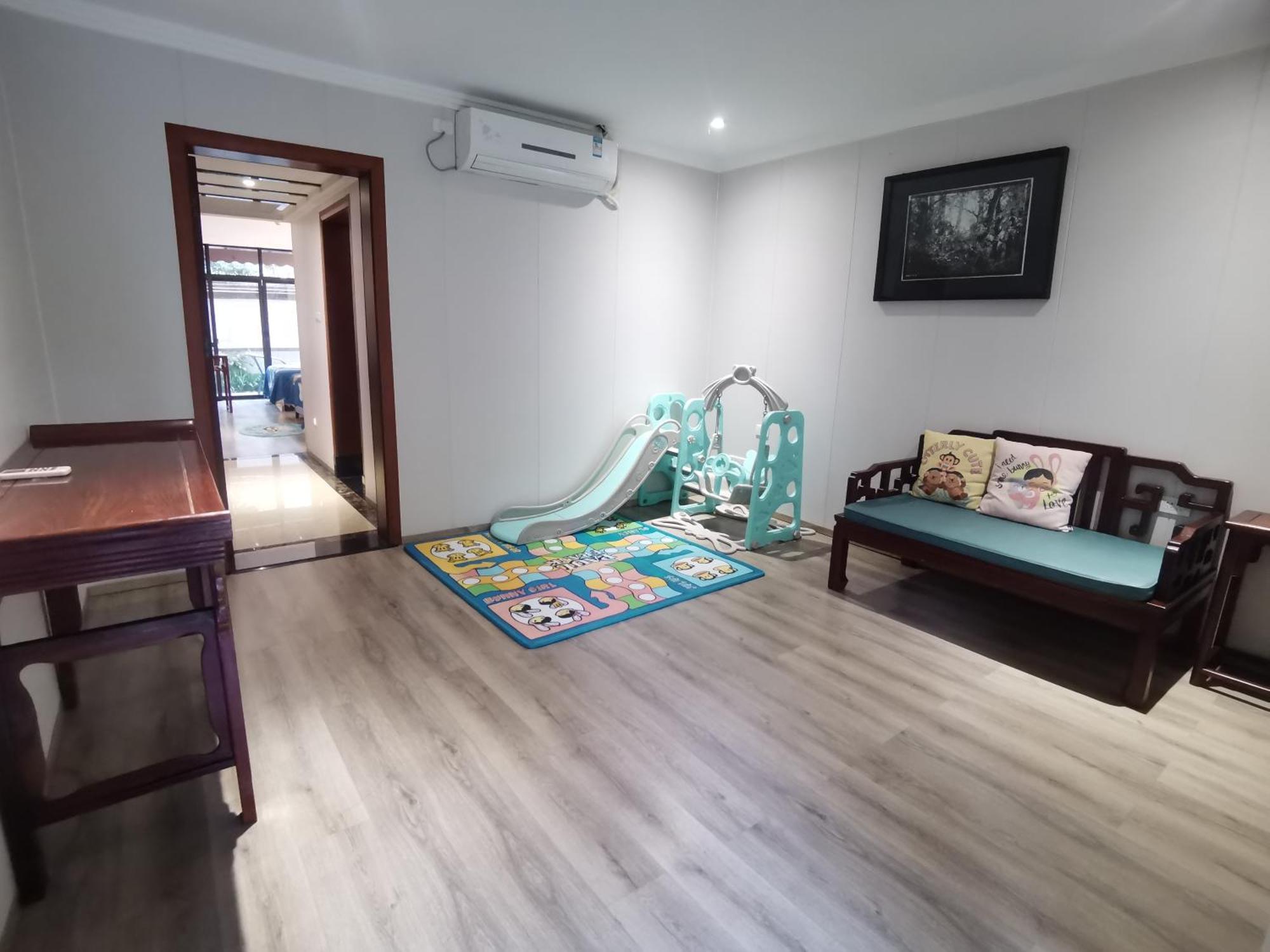 Guilin Yi Characteristic Hotel Coltd Экстерьер фото