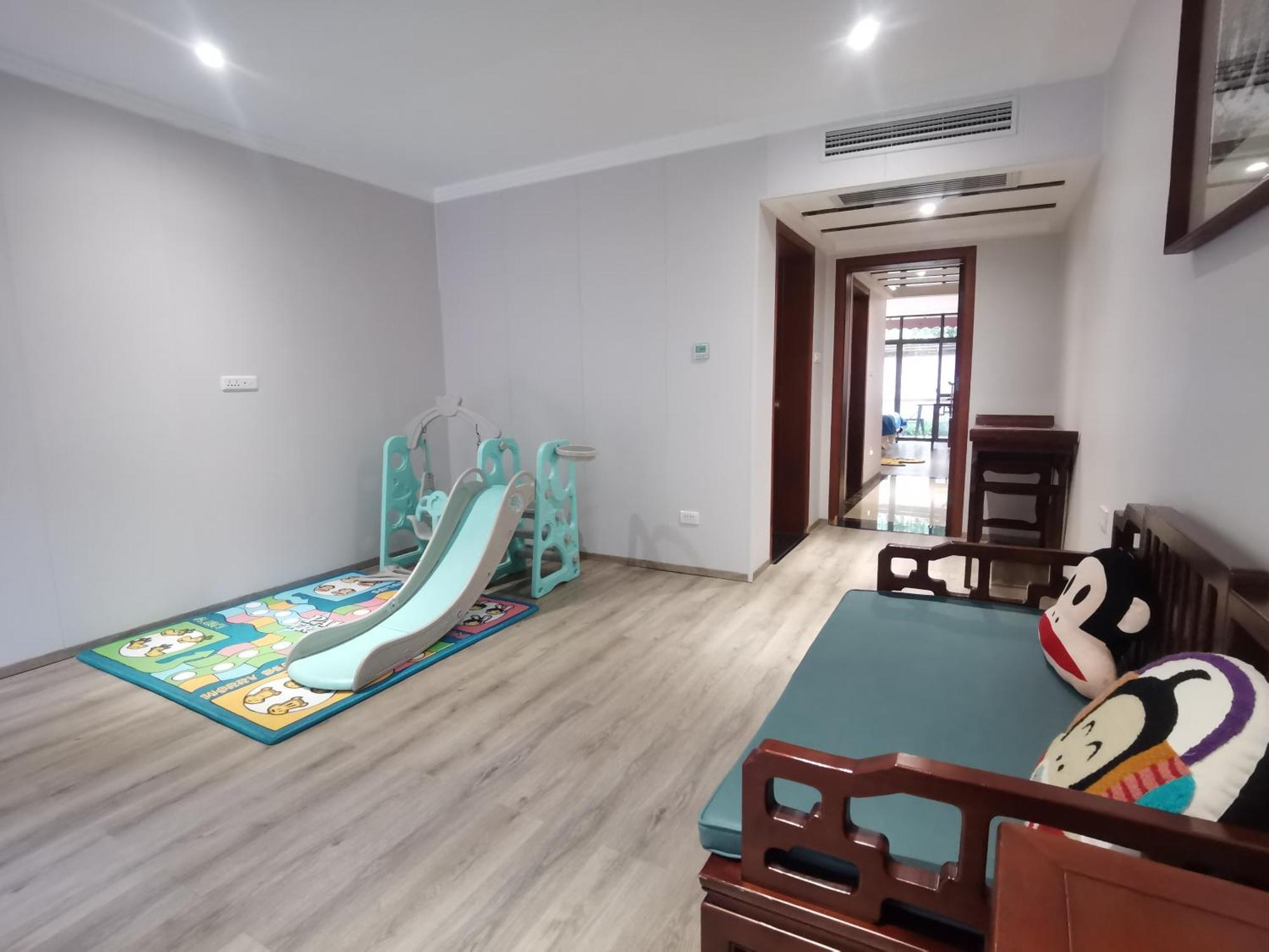 Guilin Yi Characteristic Hotel Coltd Экстерьер фото